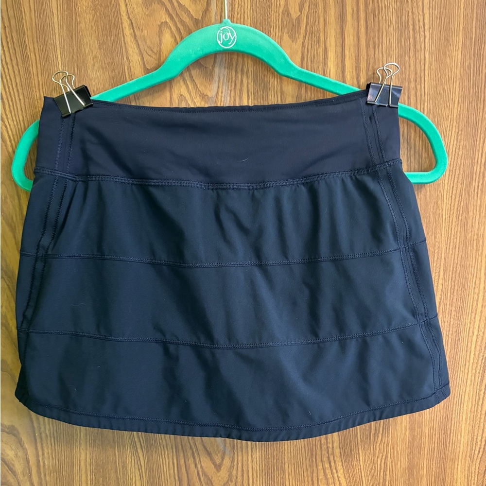 Lululemon Pace rival skirt long. Size 4 Tall